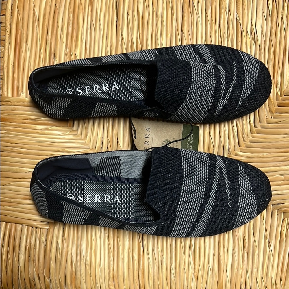 Serra Blue and white Slip-On Loafers 8 NWT